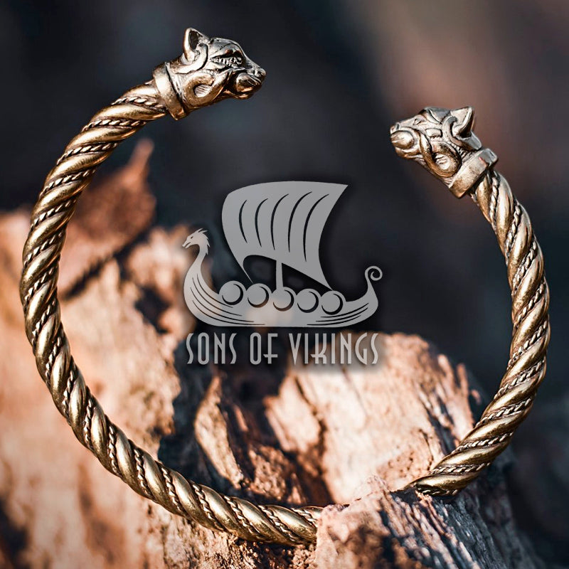 Cats of Freya Bracelet - Bronze