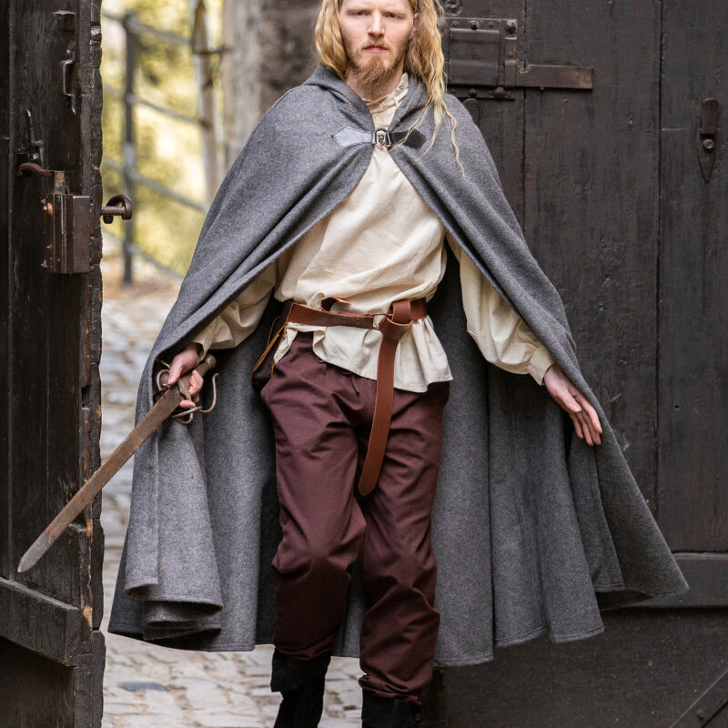 Gray Cloak w/ Wolf Clasp - Wool