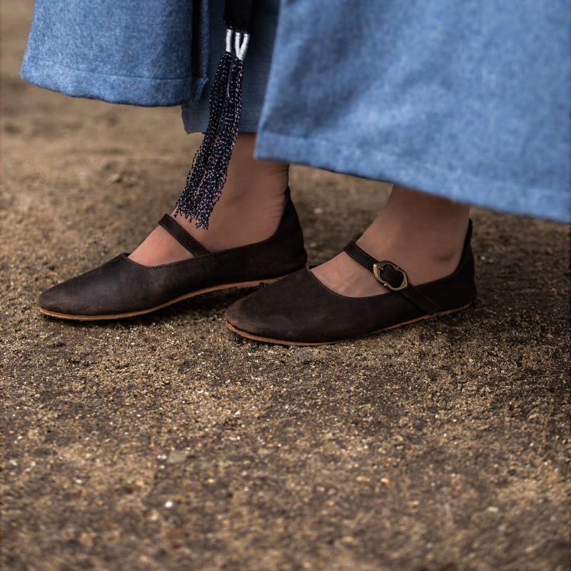 Brown Women's Shoes - Leather w/ Leather Soles