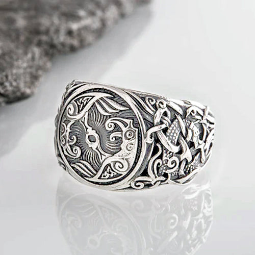 Huginn and Muninn Ring - 18k White Gold - Size 10