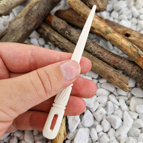 Large Nalbinding Needle - Bone