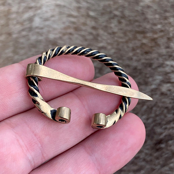 Bronze or Silver Leg Wrap Pin