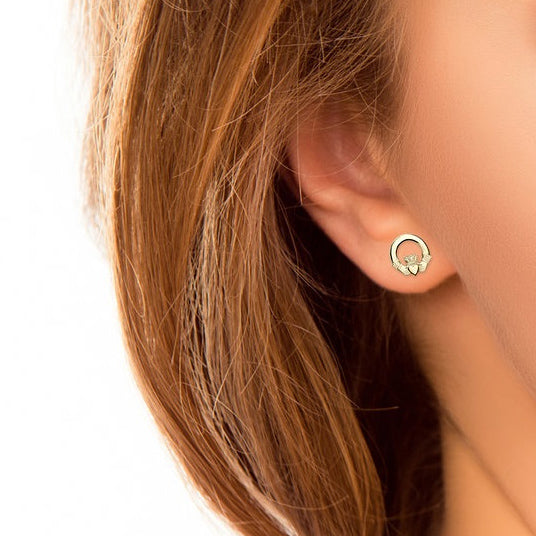 Claddagh Post Earrings - 10k Gold