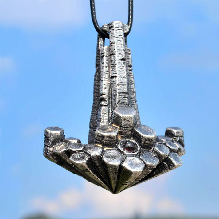 Giant's Causeway Mjolnir