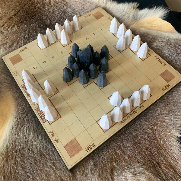 Hnefatafl / Viking Chess - Stone