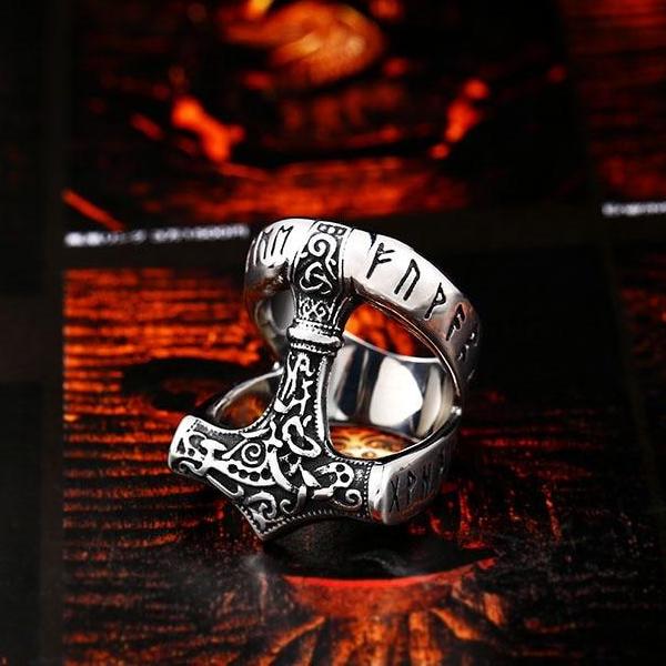 Thor's Hammer Ring - Stainless Steel