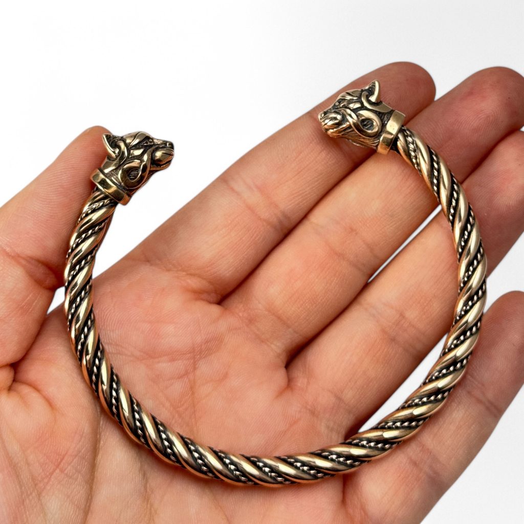 Cats of Freya Bracelet - Bronze