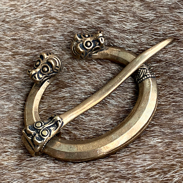 Temu Bronze Viking Brooch Cloak Pin Medieval Jewelry, Jewels Brooch for Scarves Shawls Capes Vintage Norse Viking Brooches Accessories, Free Returns 