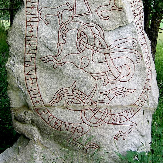 Runestone Serpent Drinking Horn