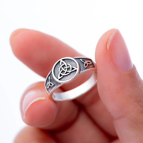 Women's Triquetra Ring - Sterling Silver