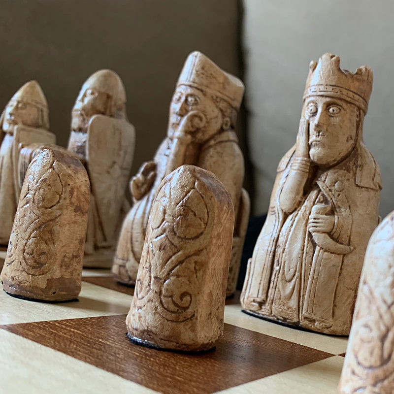 Jumbo Historic Isle of good Lewis Chess Set