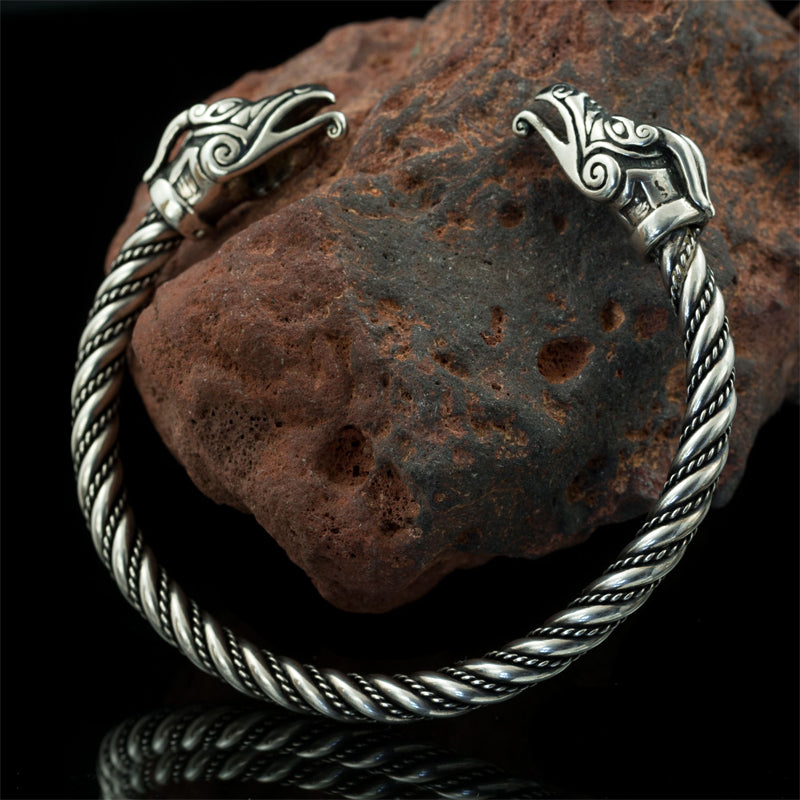 Nuttig Chemie ras Viking Arm Ring - Sterling Silver | Celtic Dragon Heads Bracelet | Draig –  Sons of Vikings